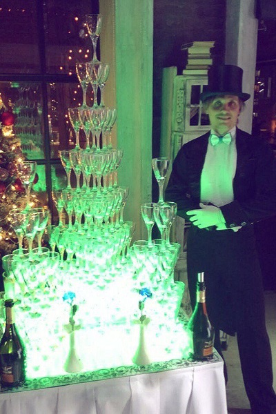 Пирамида с шампанским - фото 6